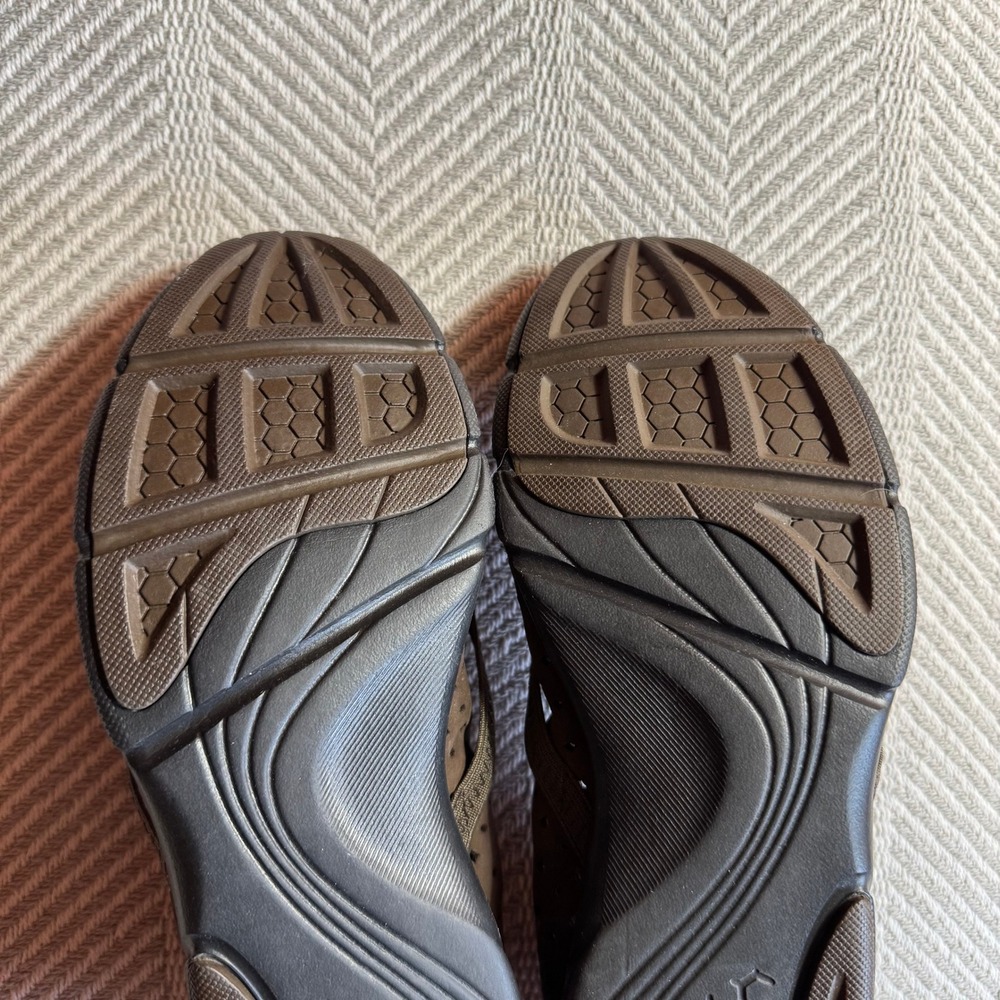 Privo by Clarks Brown Leather Perforated Ballet Flats Metallic Accents 8M - Picture 6 of 8